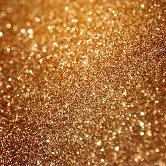 Meet your Posher, Karissa - Picture 1 of 1